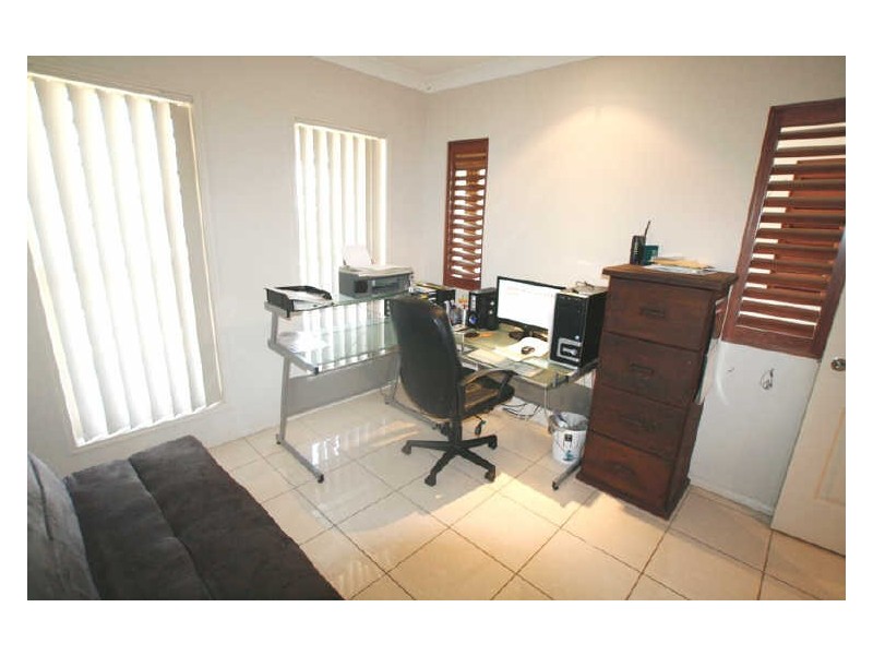 26 Yellow Robin Court, Narangba QLD 4504