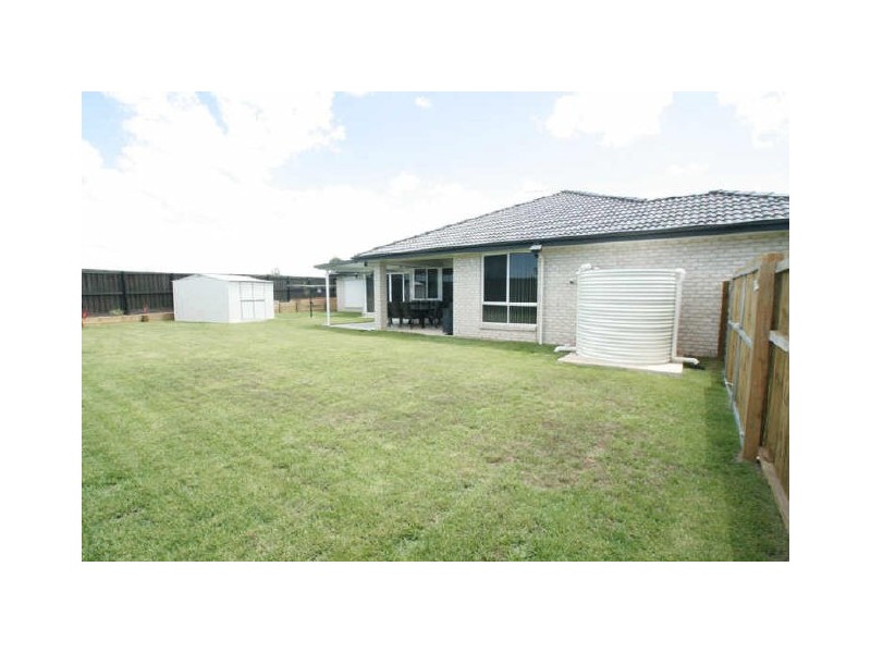 25 Lanagan Circuit, North Lakes QLD 4509