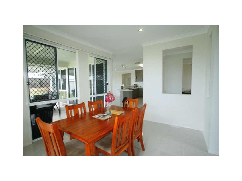 25 Lanagan Circuit, North Lakes QLD 4509