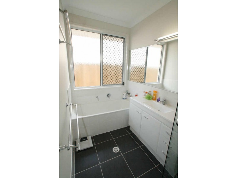 25 Lanagan Circuit, North Lakes QLD 4509