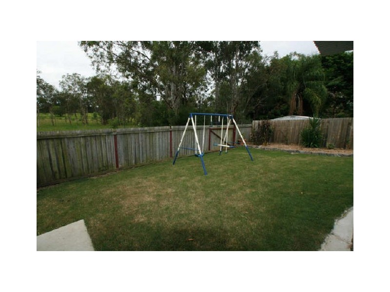 19 Jillian Street, Kallangur QLD 4503