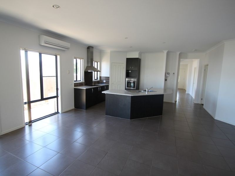 North Lakes QLD 4509