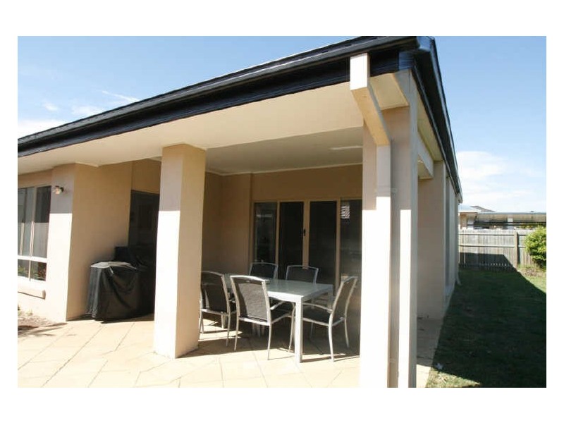 North Lakes QLD 4509