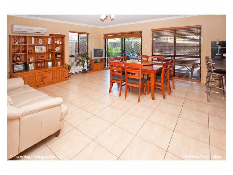 17 Gardenia Parade, North Lakes QLD 4509