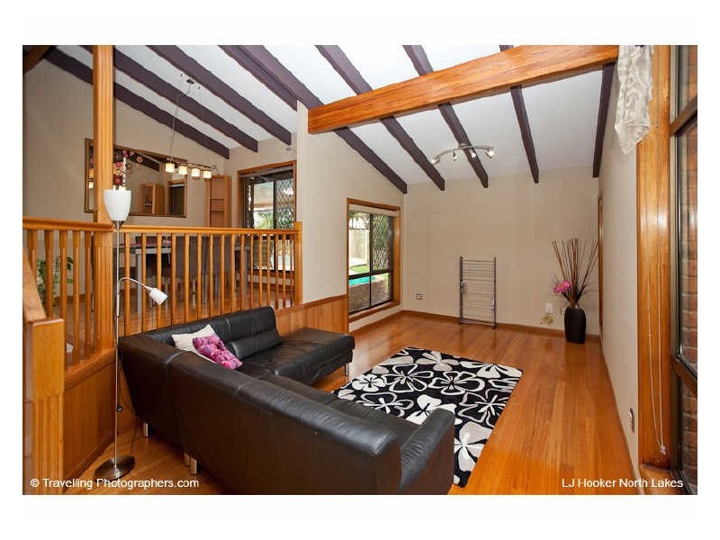 12 Eucalyptus Place, Albany Creek QLD 4035