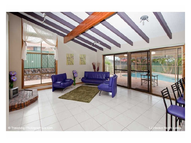 12 Eucalyptus Place, Albany Creek QLD 4035