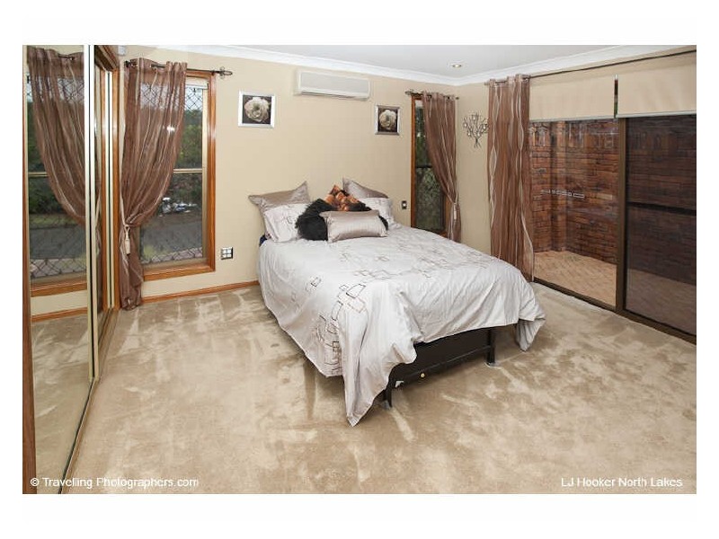 12 Eucalyptus Place, Albany Creek QLD 4035