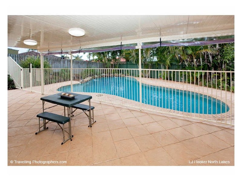 12 Eucalyptus Place, Albany Creek QLD 4035