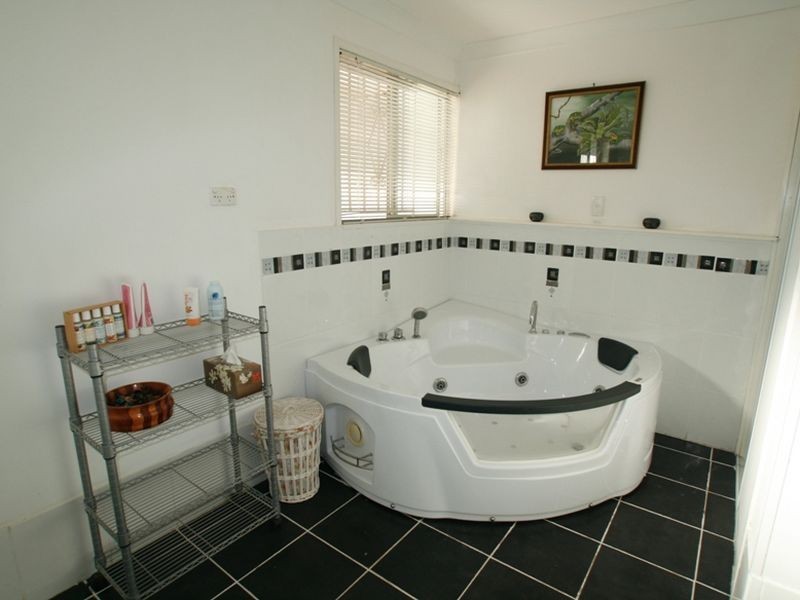 Kallangur QLD 4503