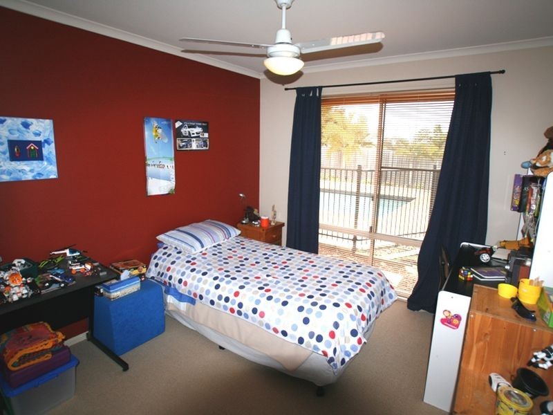 North Lakes QLD 4509