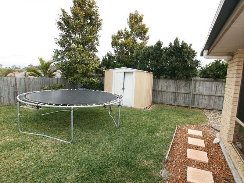North Lakes QLD 4509