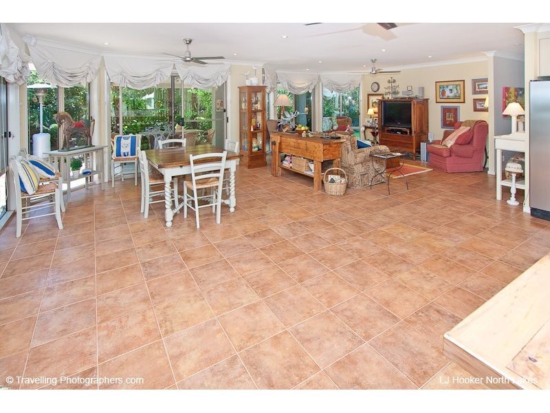 North Lakes QLD 4509