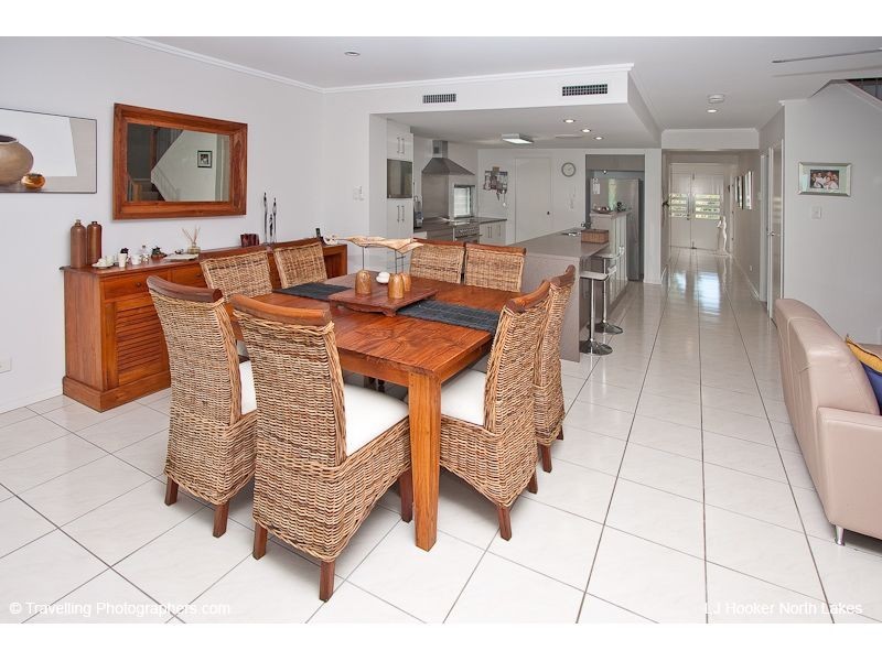 North Lakes QLD 4509