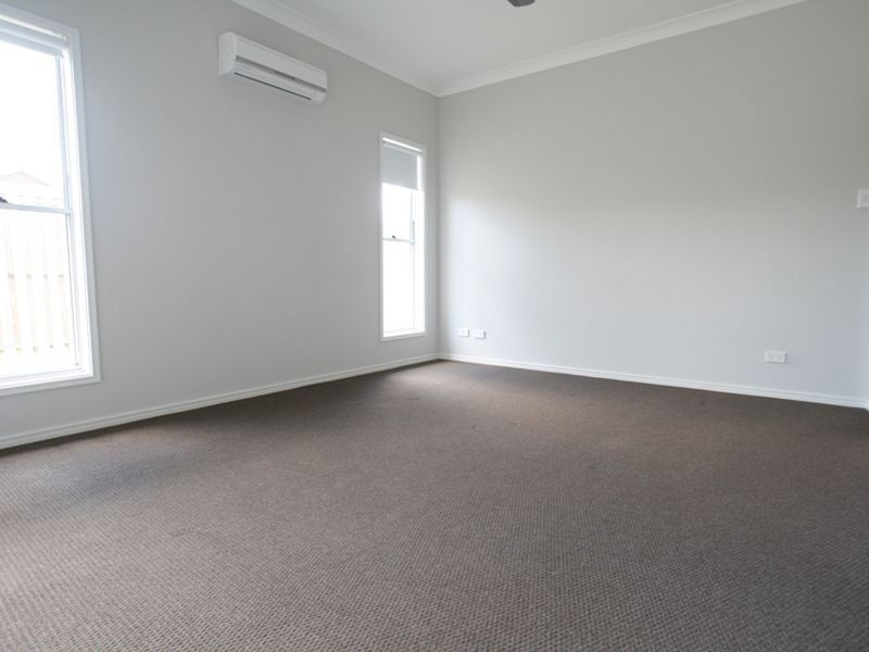 1 Kowari Crescent, North Lakes QLD 4509
