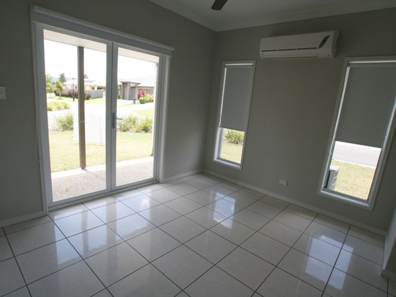 1 Kowari Crescent, North Lakes QLD 4509
