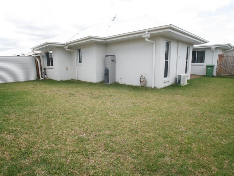 1 Kowari Crescent, North Lakes QLD 4509