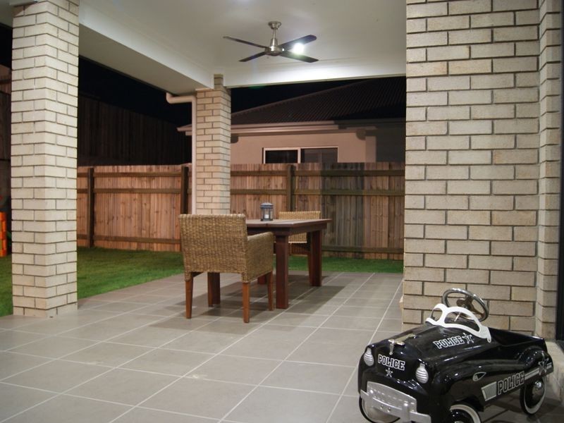 41 Parkway Crescent, Murrumba Downs QLD 4503