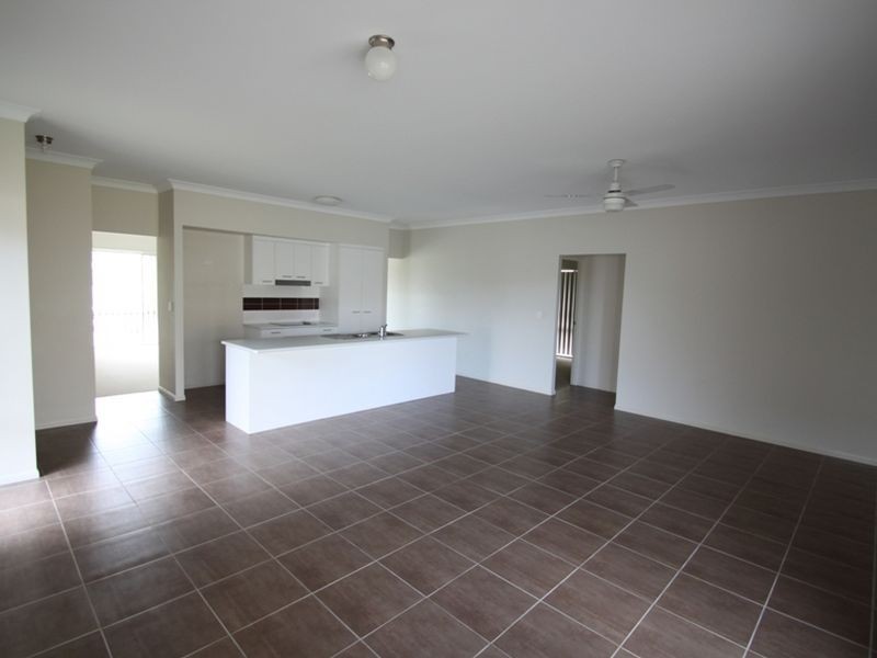 North Lakes QLD 4509