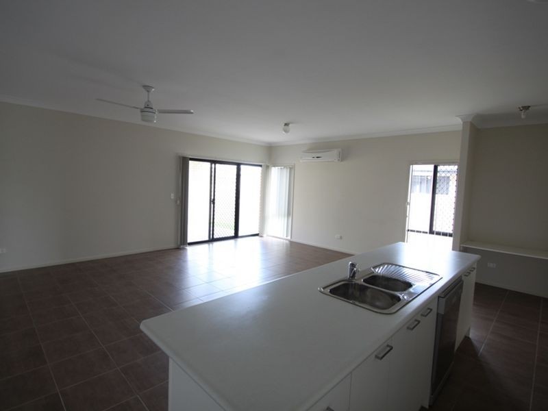 North Lakes QLD 4509