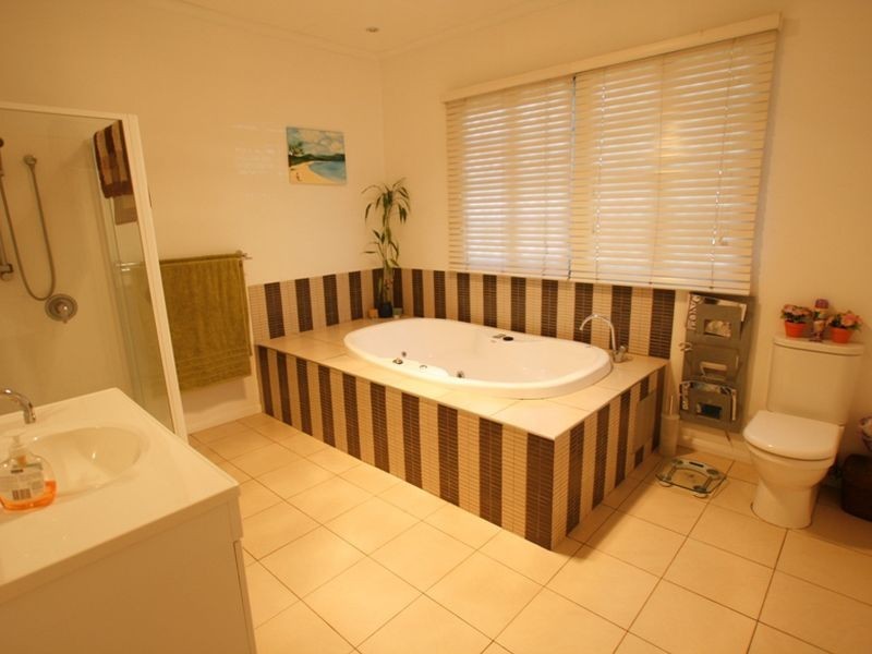 Kallangur QLD 4503