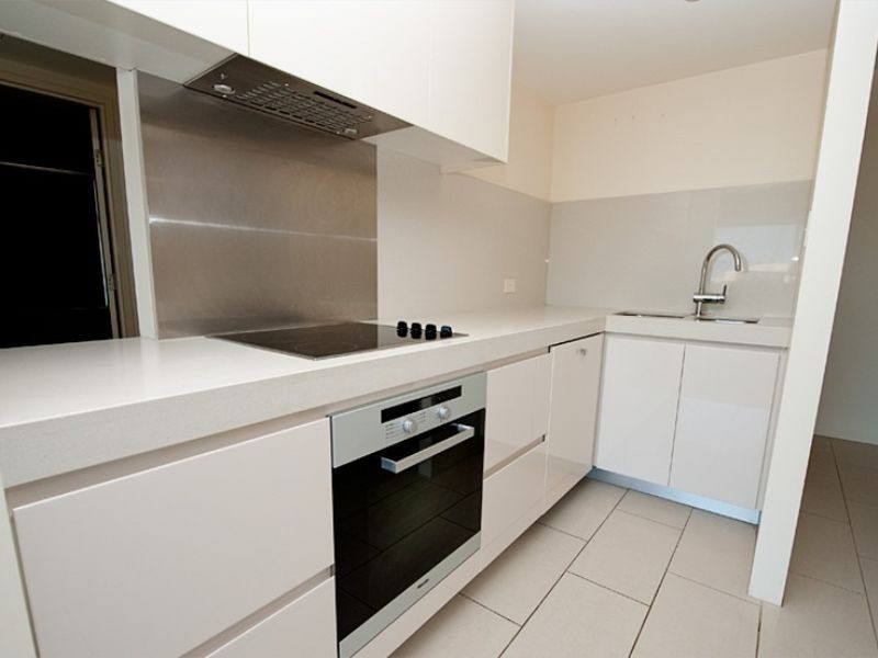 14/65 Landsborough Avenue, Scarborough QLD 4020