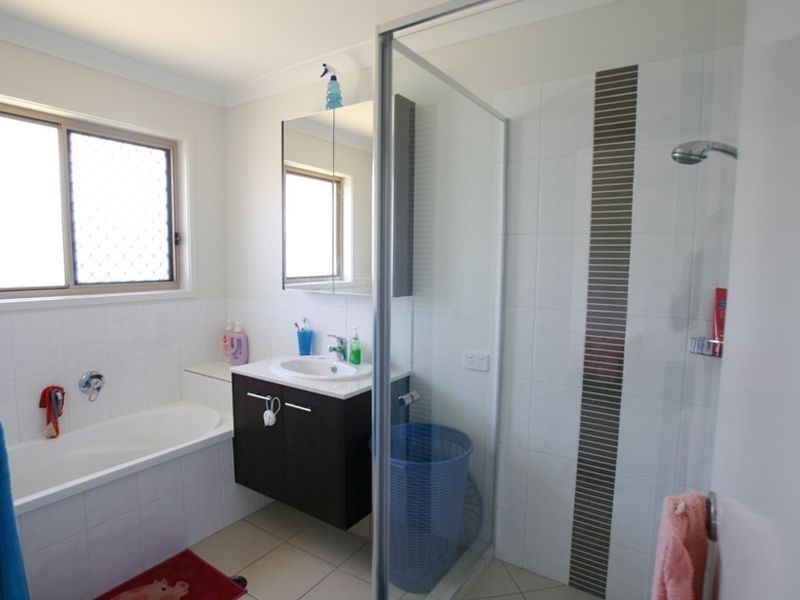 14 Daintree Circuit, North Lakes QLD 4509