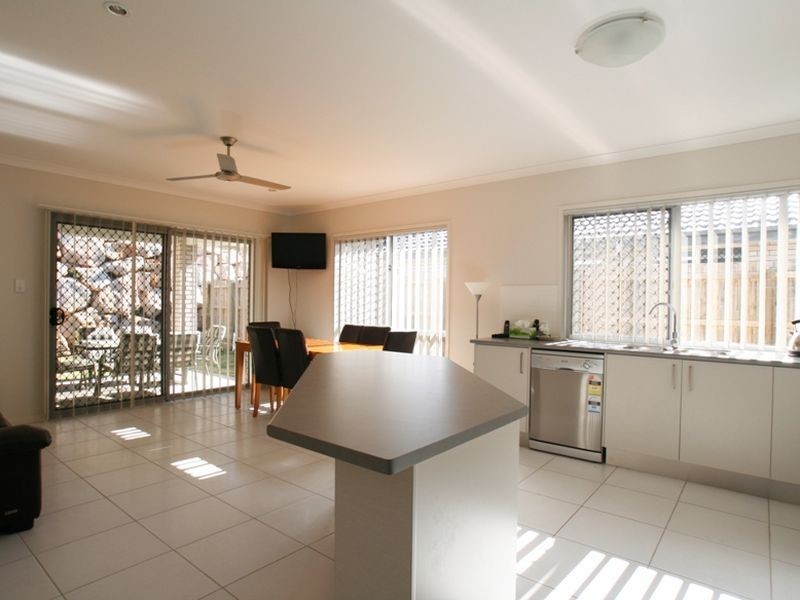North Lakes QLD 4509