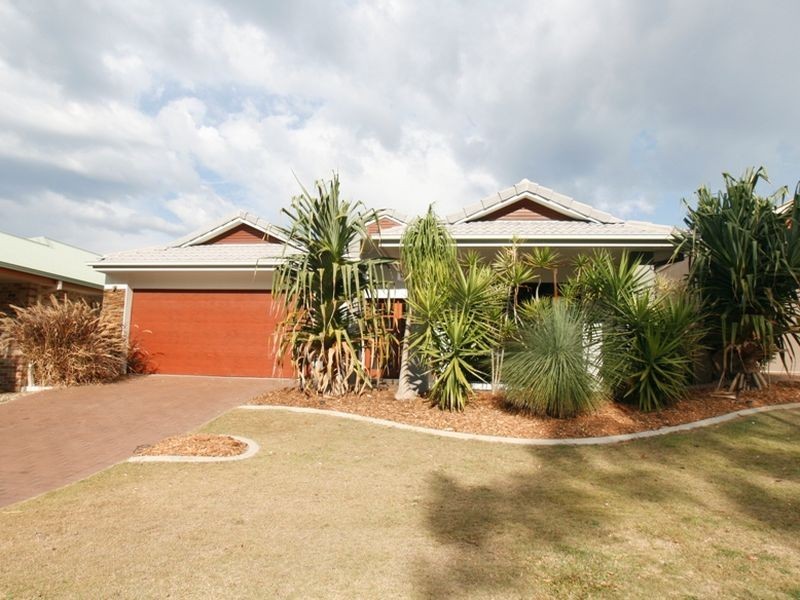 30 Peron Crescent, North Lakes QLD 4509
