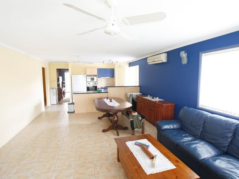 North Lakes QLD 4509