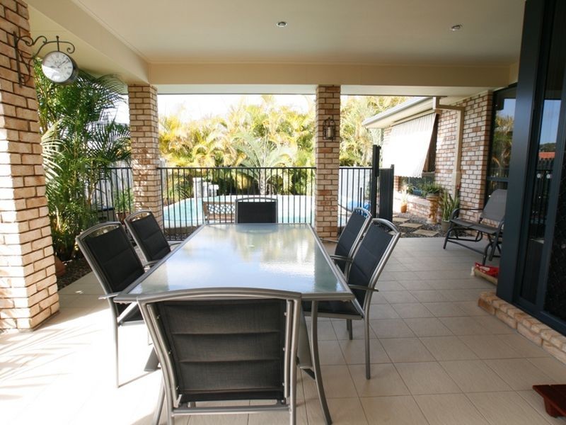 6 Redcedar Street, North Lakes QLD 4509