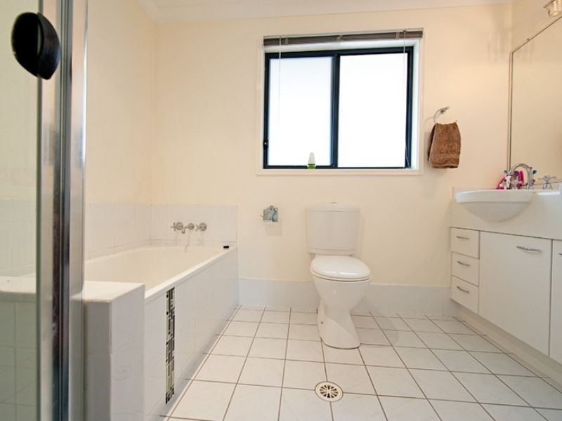 2 Pipit Close, Mango Hill QLD 4509