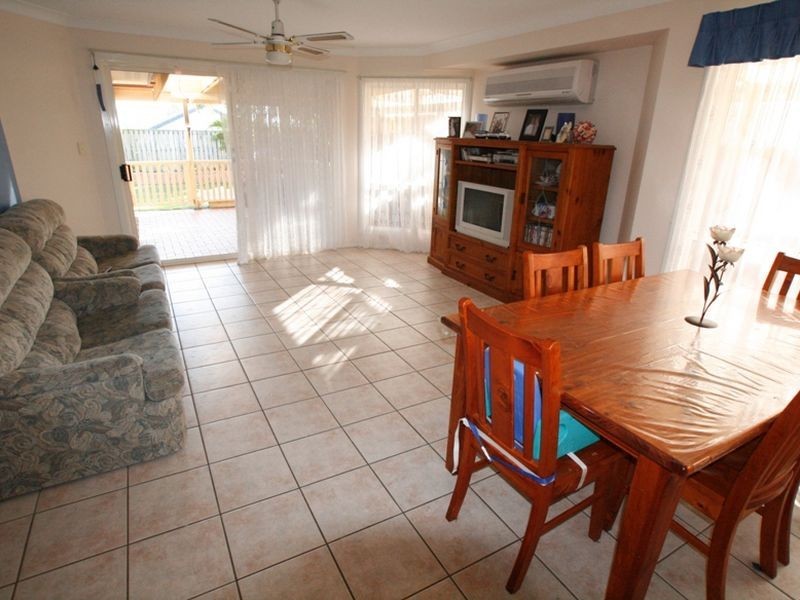 North Lakes QLD 4509