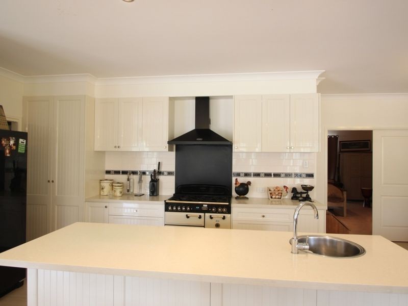 1 Nicholson Road, Kurwongbah QLD 4503