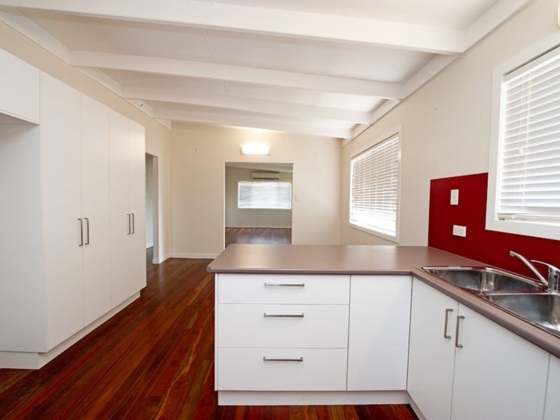 94 Cross Street, Deception Bay QLD 4508