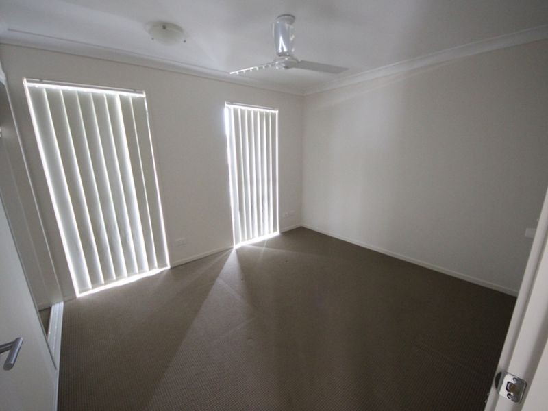 31 Water Street, Kallangur QLD 4503