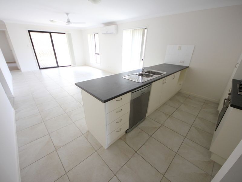 31 Water Street, Kallangur QLD 4503