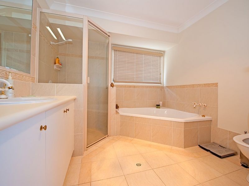 North Lakes QLD 4509