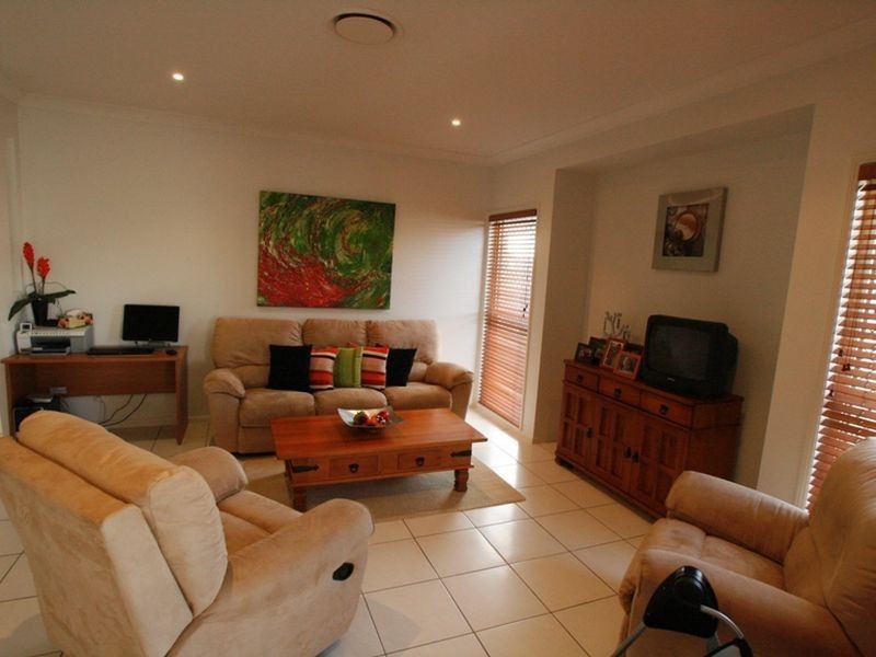 14 Elkhorn Court, North Lakes QLD 4509