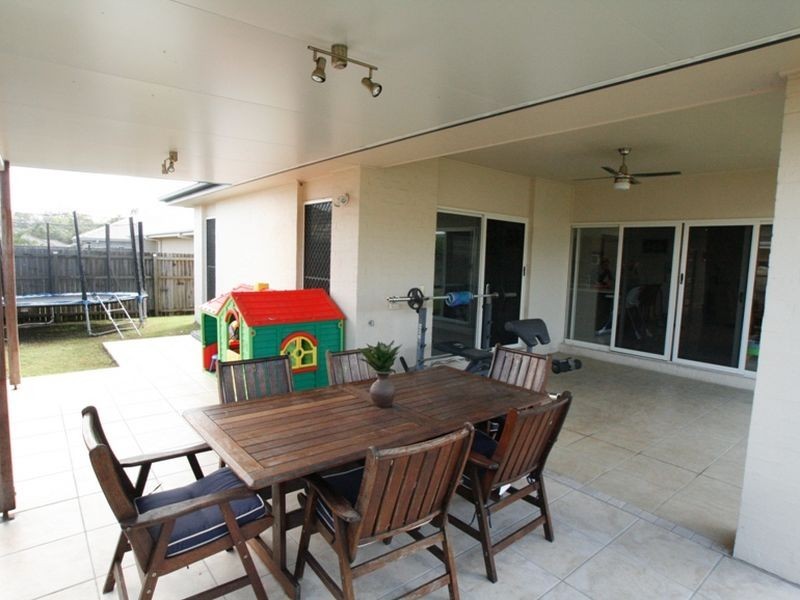 14 Elkhorn Court, North Lakes QLD 4509
