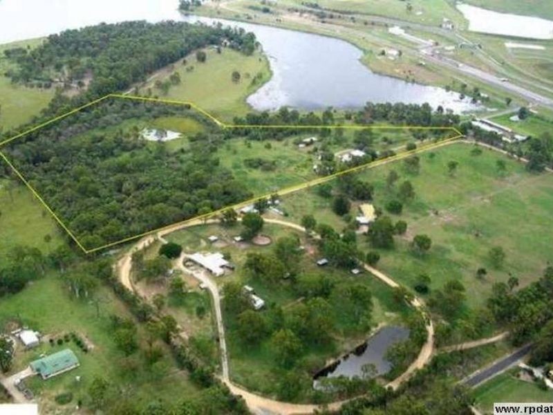 4 Lakeside Road, Kurwongbah QLD 4503