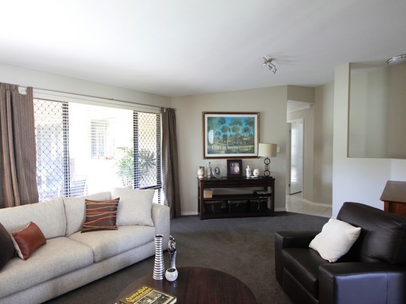 8 Lucy Court, Narangba QLD 4504
