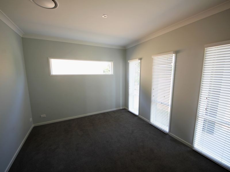 4 Vanilla Ave, Griffin QLD 4503