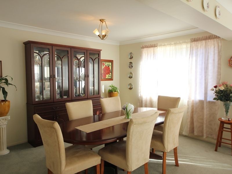 11 Chesterfield Drive, Murrumba Downs QLD 4503