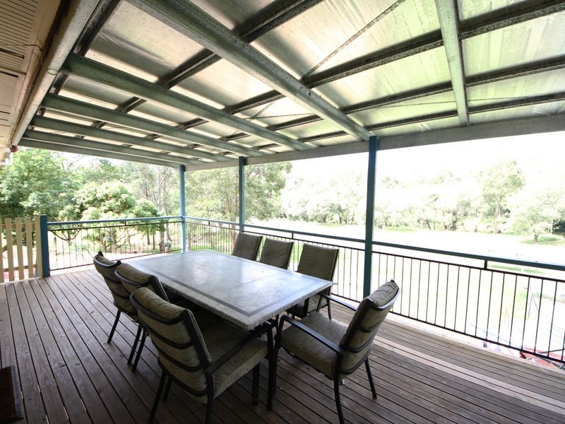 27 Vores Road, Whiteside QLD 4503