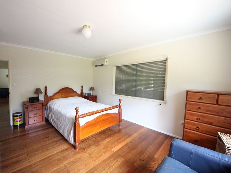 27 Vores Road, Whiteside QLD 4503