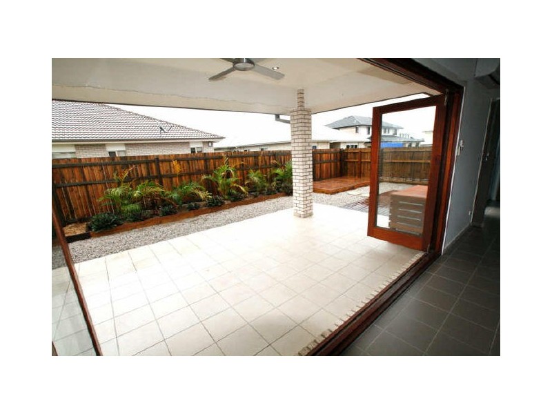 North Lakes QLD 4509