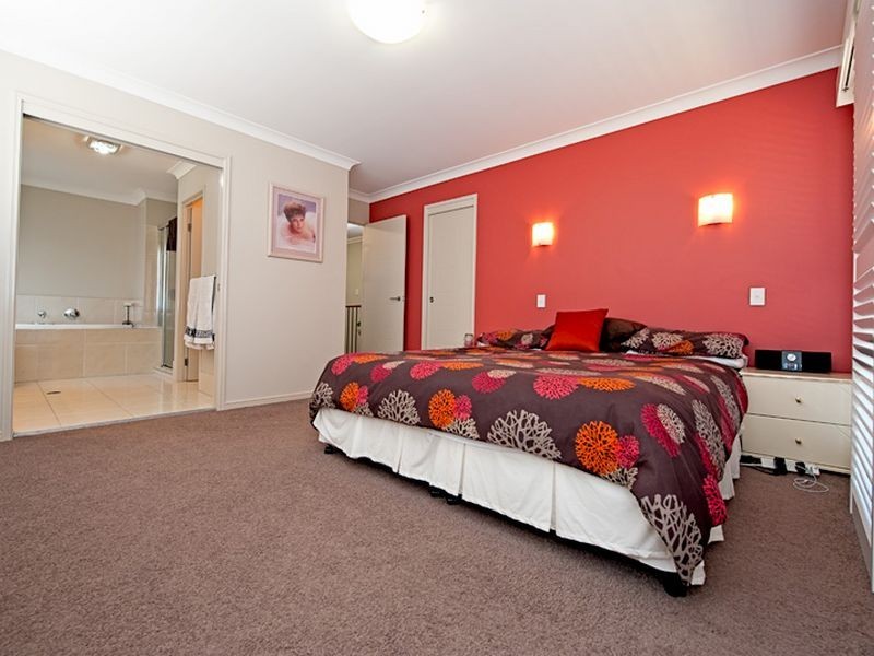 North Lakes QLD 4509