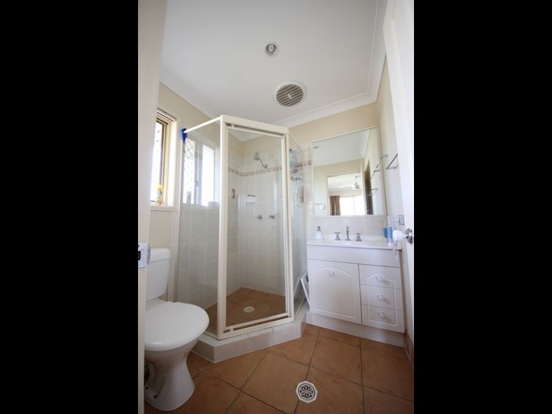 5 Mowbray Court, Kallangur QLD 4503