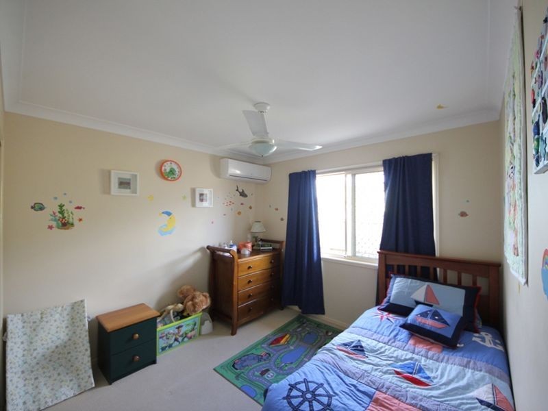 5 Mowbray Court, Kallangur QLD 4503