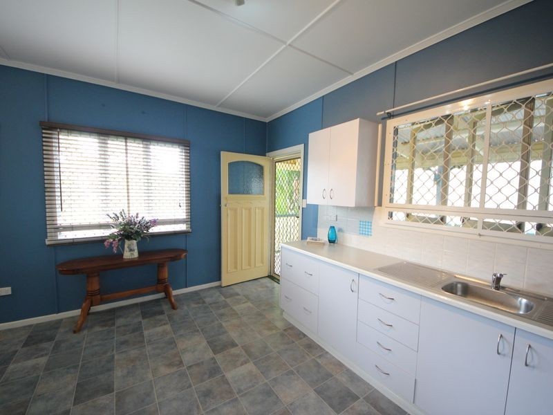 8 Boardman Street, Kallangur QLD 4503